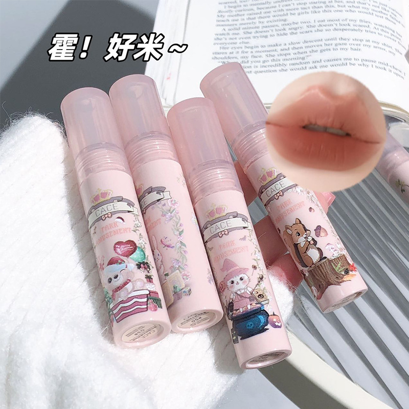 CACE's new theme park matte lip clay set, a Korean student set with a 6-color autumn dark lipstick Application Scenario