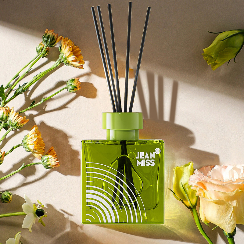 Wholesale of new flameless aromatherapy indoor essential oil, bedroom, hotel and toilet deodorizing aromatherapy diffuser ornaments from Xiaocheng Yixiang Specification drawing