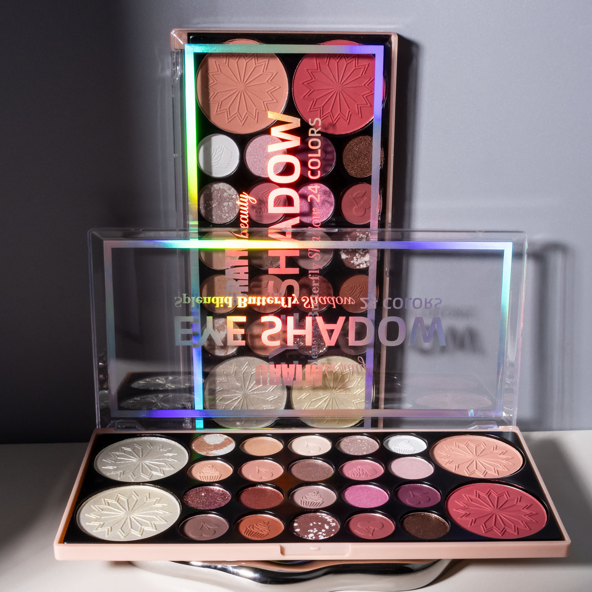 Cross-border bestseller: 24-color multi-functional all-in-one makeup palette, matte, pearlescent, eyeshadow, lipstick, blush, contour and highlight all in one Item Picture