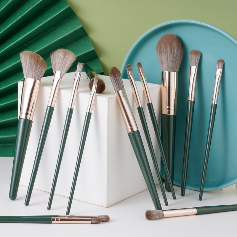 Cangzhou Lvyun 14-piece makeup brush set: eyeshadow brush, foundation brush, concealer brush, blush brush, makeup tube brush, contour brush details Picture