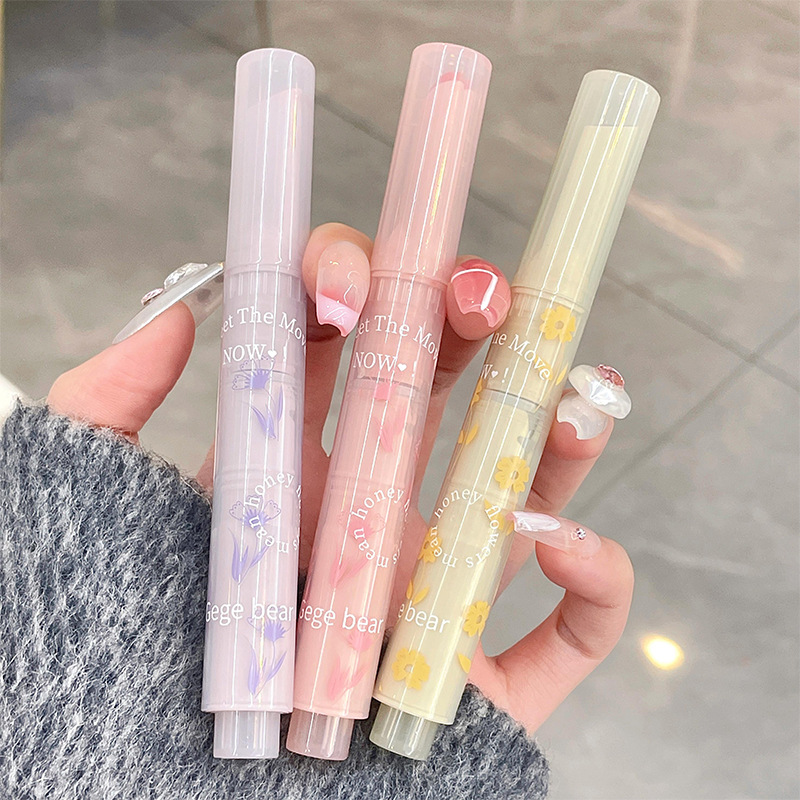 Gege bear Gogo Little Bear Lipstick Cosmetics Water Light Moisturizing Lip Gloss does not fade and does not stick to cups Lip gloss Application Scenario