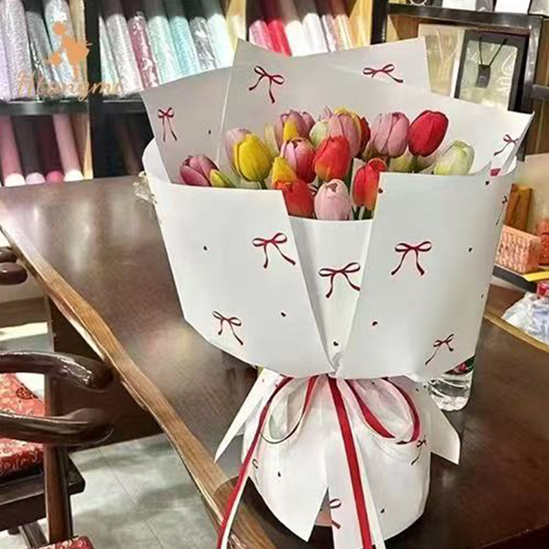 Heart-shaped knot flower wrapping paper, bow print bouquet wrapping paper, diy gift, flower shop floral art paper Application Scenario