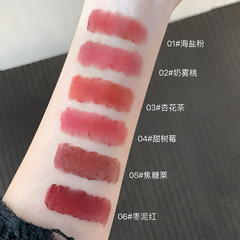 Cross-border Gege bear Pink Rabbit Velvet Misty Lip Cream, lip glaze lipstick, fine matte finish, whitening and color-enhancing, cute student Application Scenario