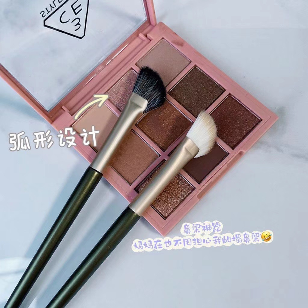 Semi-fan-shaped nose shadow brush, finger pad concealer brush, highlight brush, portable contouring brush, smudging makeup brush, wholesale beauty tools full figure