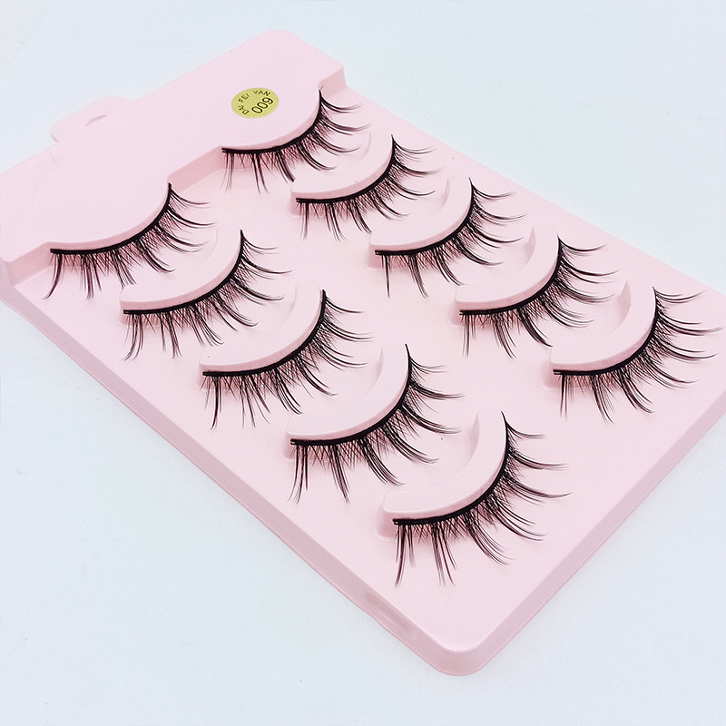 Comic Eyelash 009 Five pairs of false eyelashes, fairy hair natural nude Makeup style, can support double eyelids and eyelashes in daily life Application Scenario