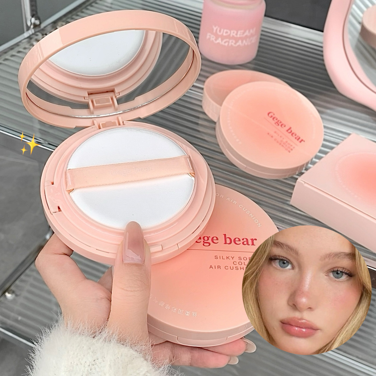 Gege bear's soft and moisturizing cushion ensures long-lasting powder retention and no smudging. The bb Cream provides natural coverage and moisture retention Application Scenario