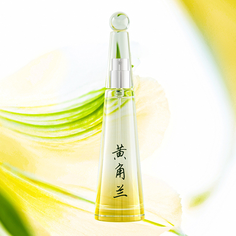 Xiaocheng Yixiang's new women's perfume, featuring gardenia, osmanthus and Yulong tea, has a long-lasting fragrance and is a bestseller on Douyin. Wholesale Application Scenario