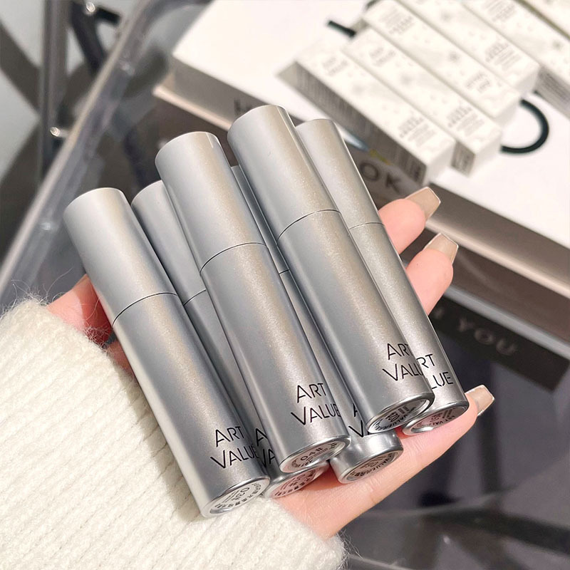 New product: Sparkling Silver Light, soft matte Lip gloss, affordable student makeup, velvet matte, brightening velvet details Picture