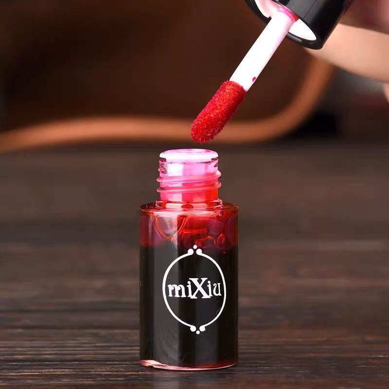 New lip and cheek dual-purpose non-fading lip gloss to reduce lip lines, non-stick cup moisturizing lipstick liquid single bottle Specification drawing