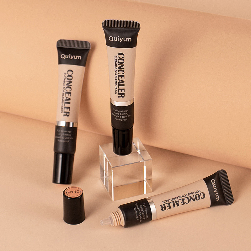 Cross-border QUIYUM Three-color Concealer 8g for contouring, covering blemishes and enhancing skin tone. Factory in stock for wholesale full figure