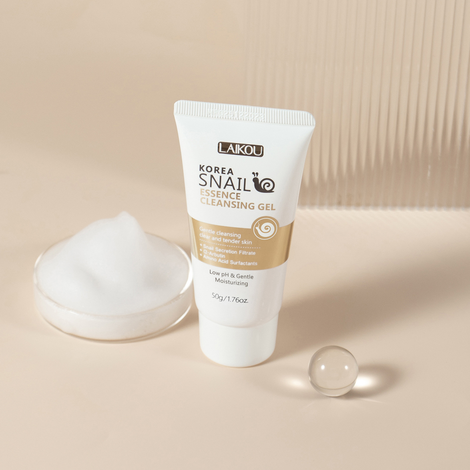 Cross-border new product supply: Laikou Snail Facial Cleansing Gel 50g Hydrating, Moisturizing, Cleansing Foam Facial Cleansing manufacturer in stock full figure