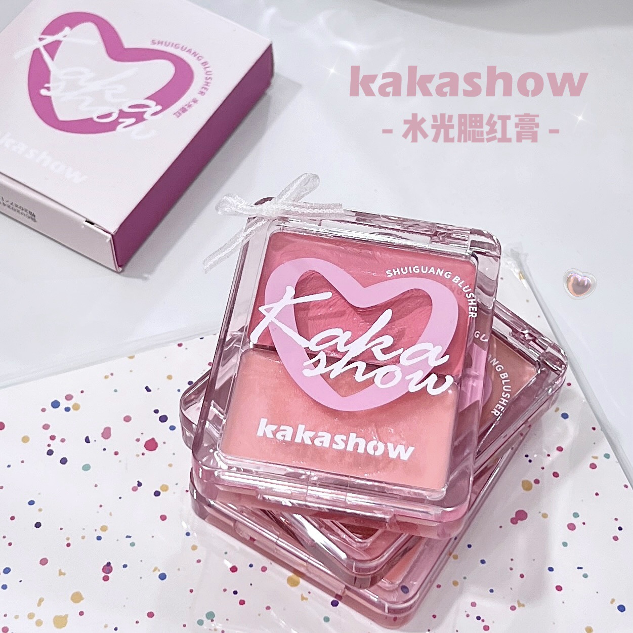 kakashow Water Light Blush Double Set Brightens the face naturally, making it three-dimensional and clear. The Double Water Light Blush is multi-functional details Picture