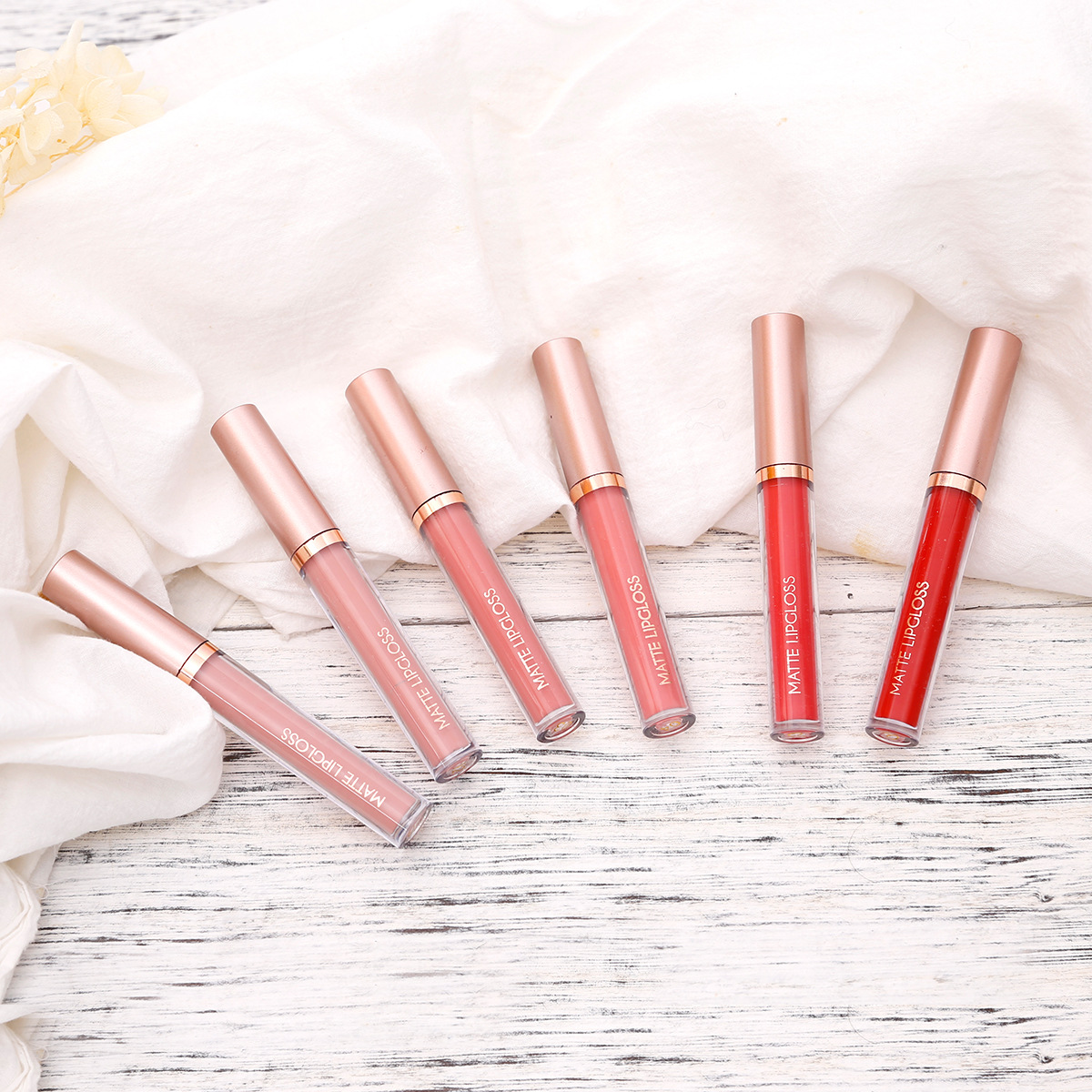 6-piece red matte lipstick set, liquid lipstick, waterproof, non-stick cup, lip gloss, velvet lip gloss, cross-border Application Scenario