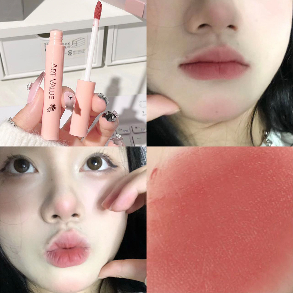 Art Value Matte Soft Lip Gloss Necklace Set, Smooth matte lip gloss Moisturizing with Sparkling Lip gloss, a popular online style Application Scenario