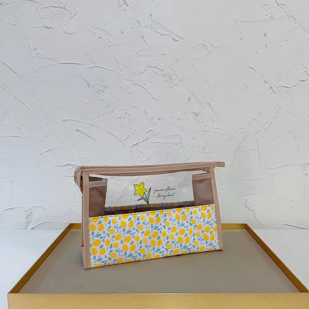 Transparent pvc storage bag, cosmetic bag, three-dimensional hook bag, portable waterproof toiletry bag, fresh and clean Specification drawing
