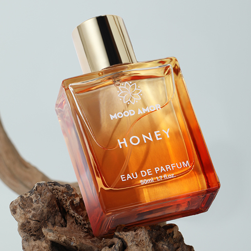 The new women's honey perfume from Xiaocheng Yixiang has a long-lasting fragrance and is a cross-border bestseller. TEMU is available for wholesale of foreign trade perfumes