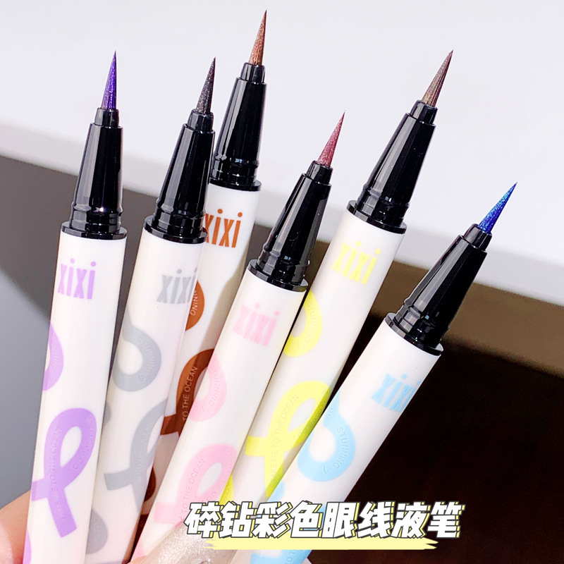 xixi Punk Metal Diamond eyeliner Pen for beginners, long-lasting waterproof, not easy to smudge eyelashes down to the bottom of the pen full figure
