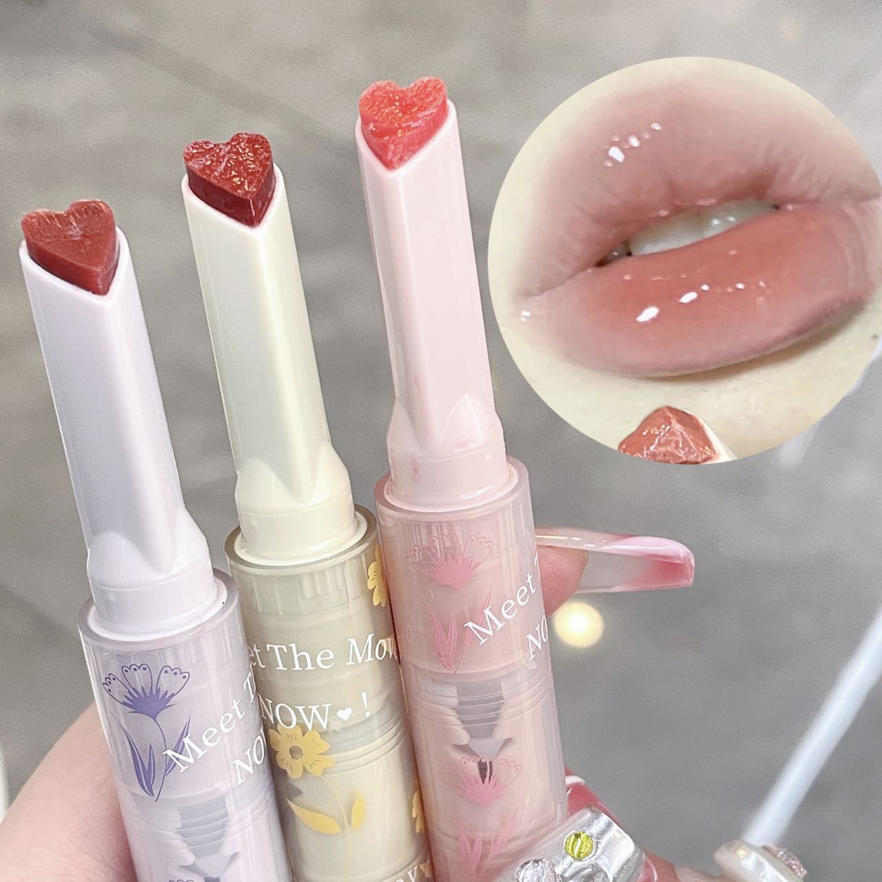 Gege bear Gogo Little Bear Lipstick Cosmetics Water Light Moisturizing Lip Gloss does not fade and does not stick to cups Lip gloss full figure