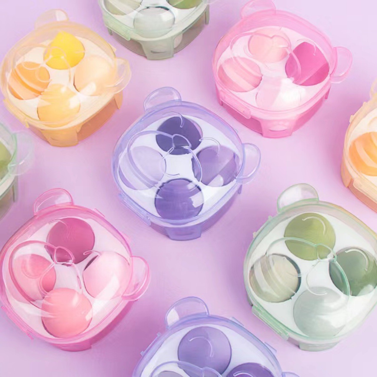 The new Bear storage box beauty egg is super soft and won't absorb powder. It's a dry and wet dual-purpose makeup egg and a special powder puff for foundation details Picture