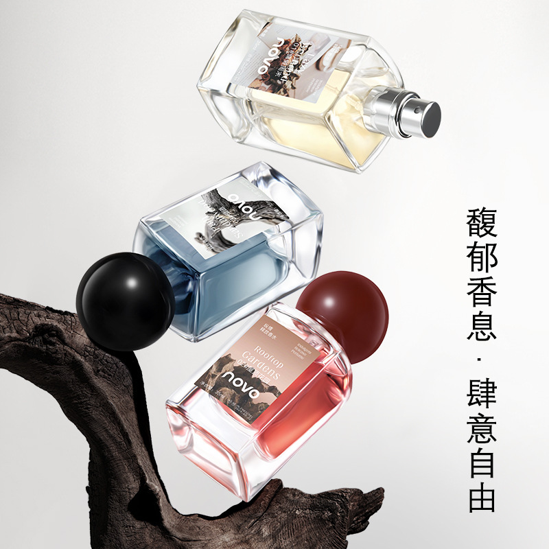 NOVO's woody floral fragrance is a long-lasting, fresh, natural and light, niche women's perfume full figure