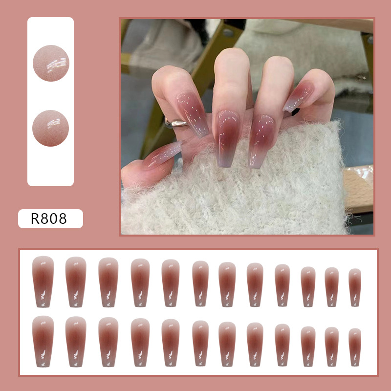 A gentle and sweet early autumn, cute and childlike new wearable nail and nail art piece mixed batch Application Scenario