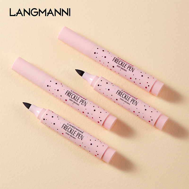 Langmanni natural simulation freckle pen color display, water-resistant and not easy to smudge Freckle spot pen cross-border color Application Scenario