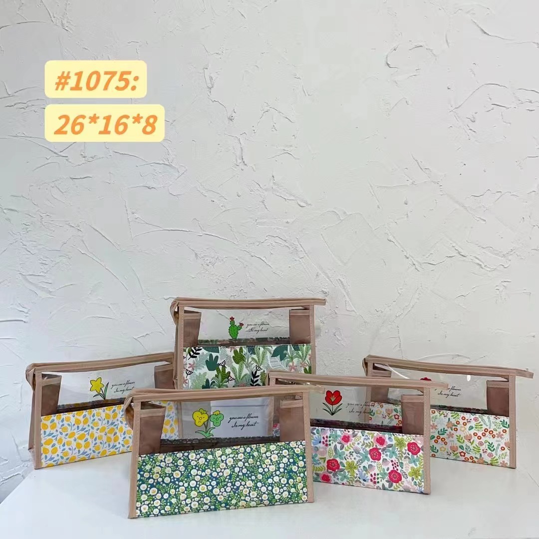 Transparent pvc storage bag, cosmetic bag, three-dimensional hook bag, portable waterproof toiletry bag, fresh and clean full figure