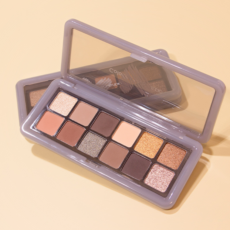 Customized cross-border orange and brown eyeshadow matte pearlescent fine shimmering earth tone energetic eyeshadow palette cosmetics and makeup wholesale Application Scenario