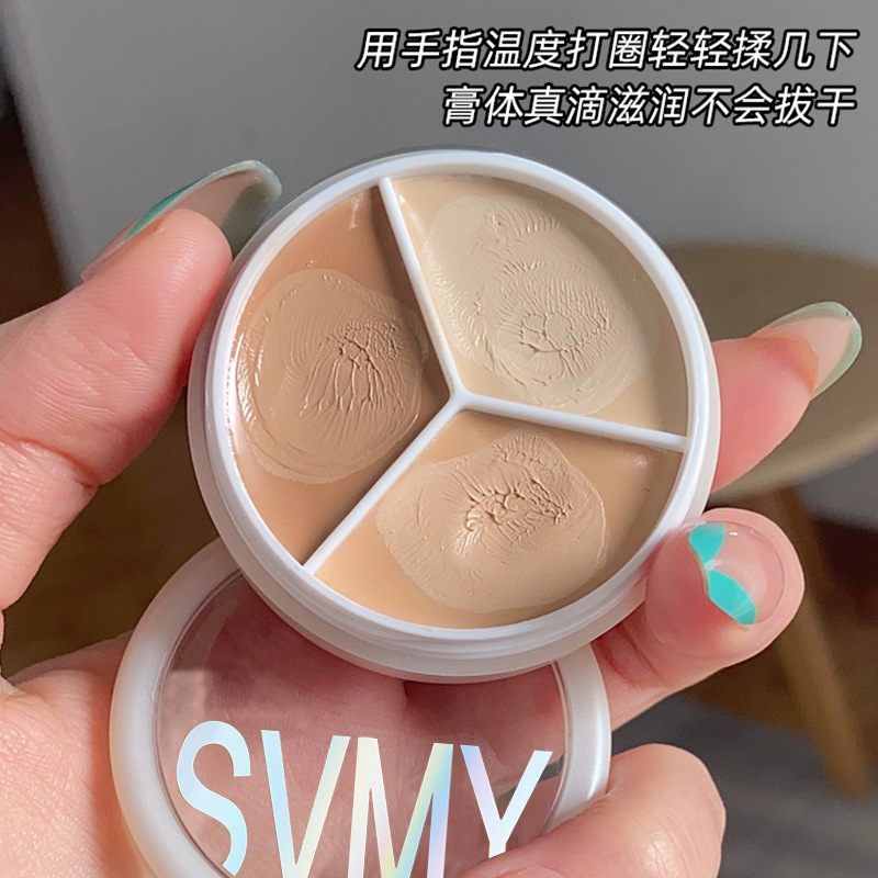 Three-color concealer covers spots, acne marks, dark circles, brightens tear troughs, does not jam powder, is waterproof and does not smudge, and is a contouring foundation full figure