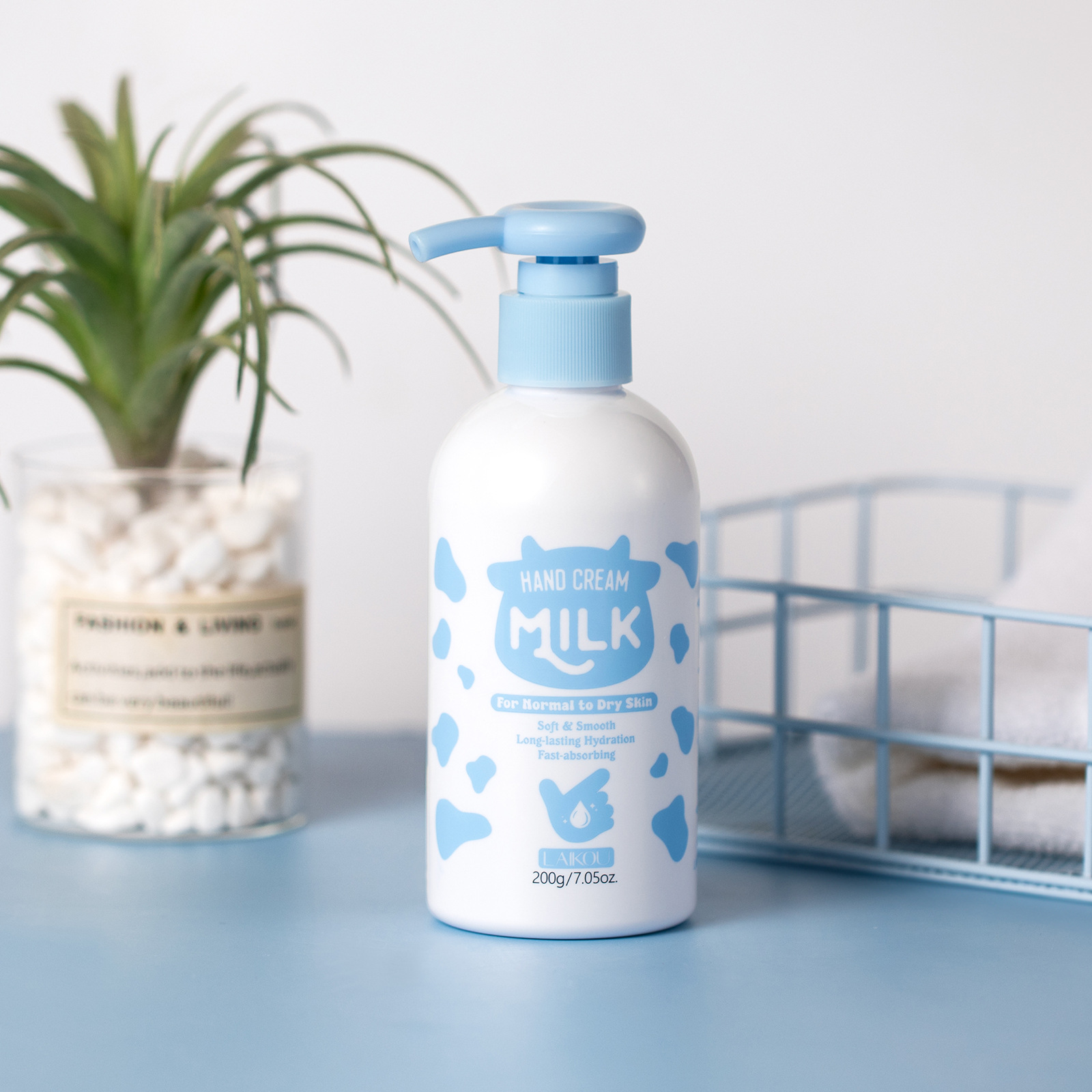 Cross-border LAIKOU Milk Hand Cream for repairing hands and moisturizing 200g Moisturizing, FDA skin care products in stock from the manufacturer full figure