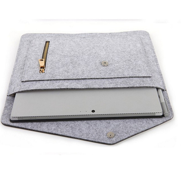 Factory direct sales of fashionable, business and high-end 11-inch, 13-inch and 15-inch felt fabric notebook computer inner bags Application Scenario