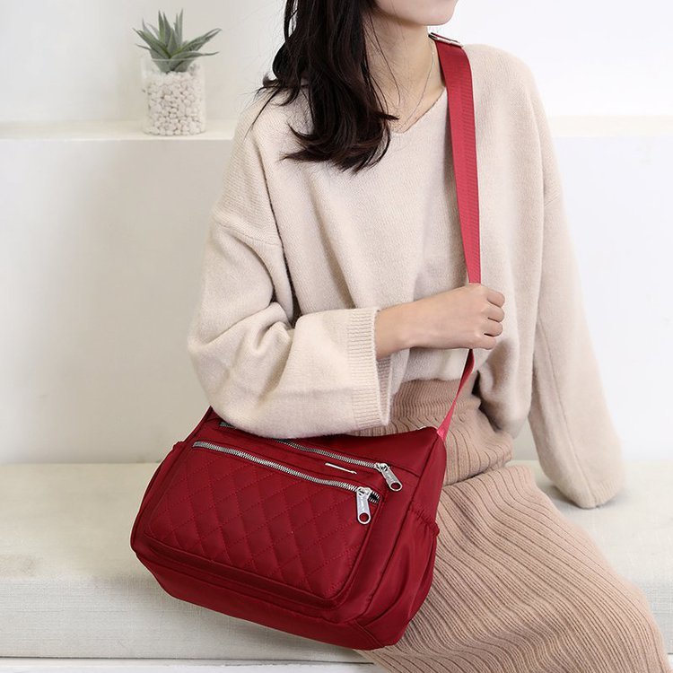 New casual single-shoulder crossbody bag, Oxford fabric bag, simple and fashionable European and American women's bag, cross-border one-piece delivery worldwide Application Scenario