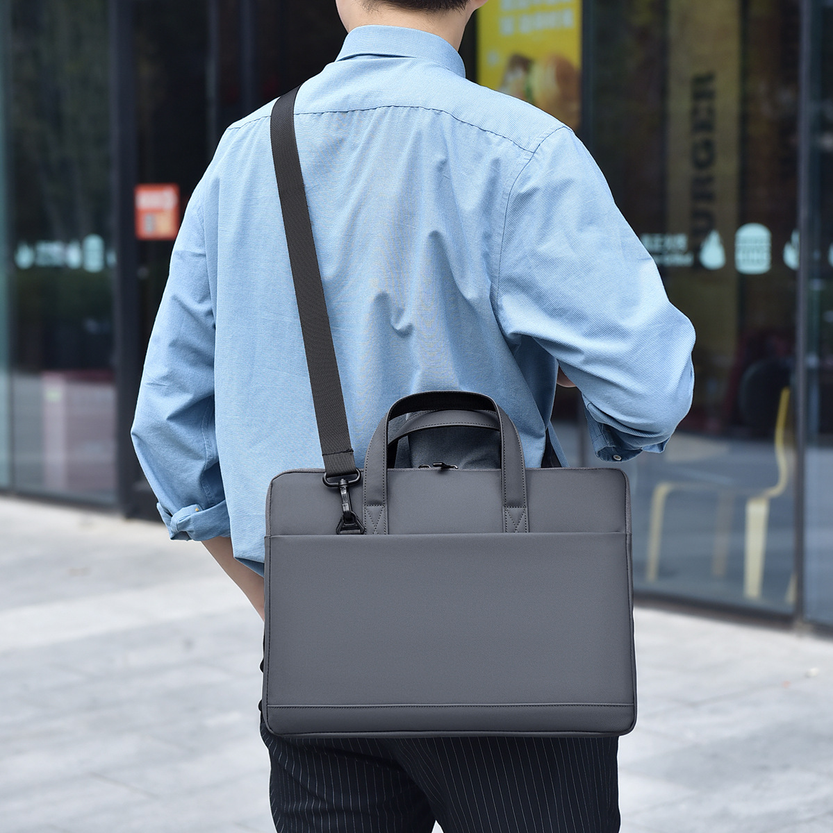 Lightweight laptop bag, 16-inch waterproof handbag, 14-inch computer case, high-end single-shoulder bag for men full figure