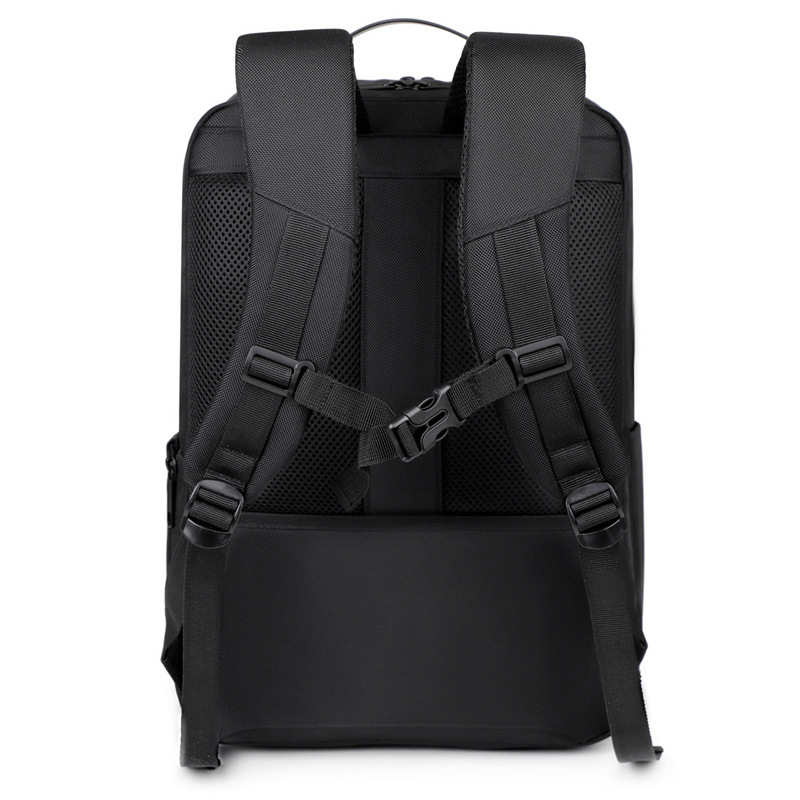 Cross-border airbag shockproof laptop backpack for men, high-end waterproof business backpack for men's commuting Application Scenario