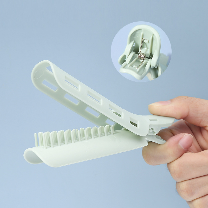 LMLTOP 3-piece multi-functional comb Clip Hair Curler High Skull TOP Air Bangs Voluminous Hair Curler TOP-002 Application Scenario