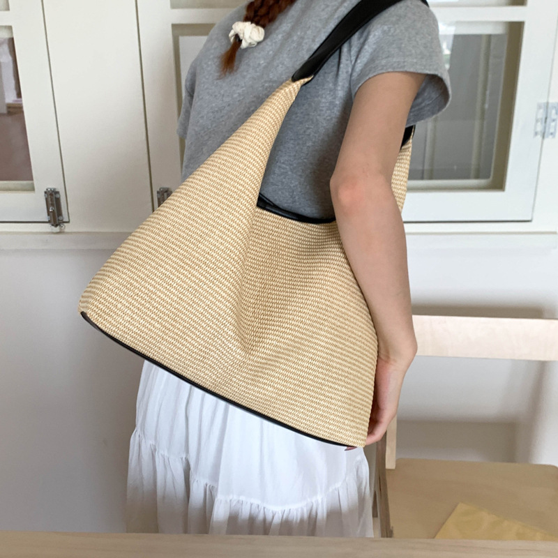 2025 New retro woven tote bag, straw woven bag, Korean style large-capacity single-shoulder bag, vacation-style beach bag for women details Picture