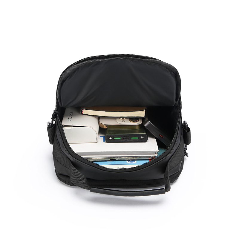 The 2024 new minimalist men's crossbody bag, travel small bag, single-shoulder bag, water-resistant leather film bag, Oxford fabric, lightweight Item Picture