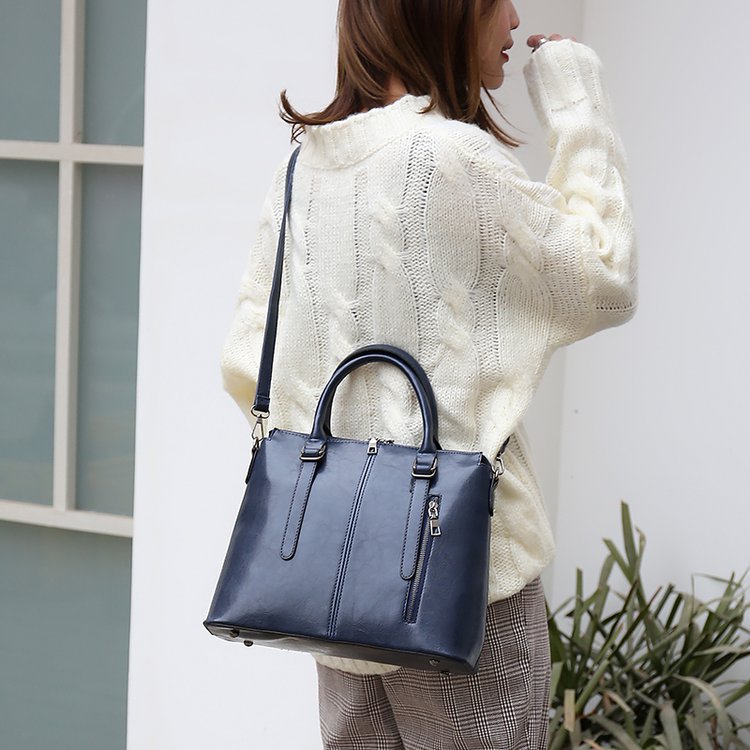 New oil-wax leather women's bag, trendy for export, hand-held, cross-border, single-shoulder, European and American retro crossbody bag, one piece for global shipping Application Scenario