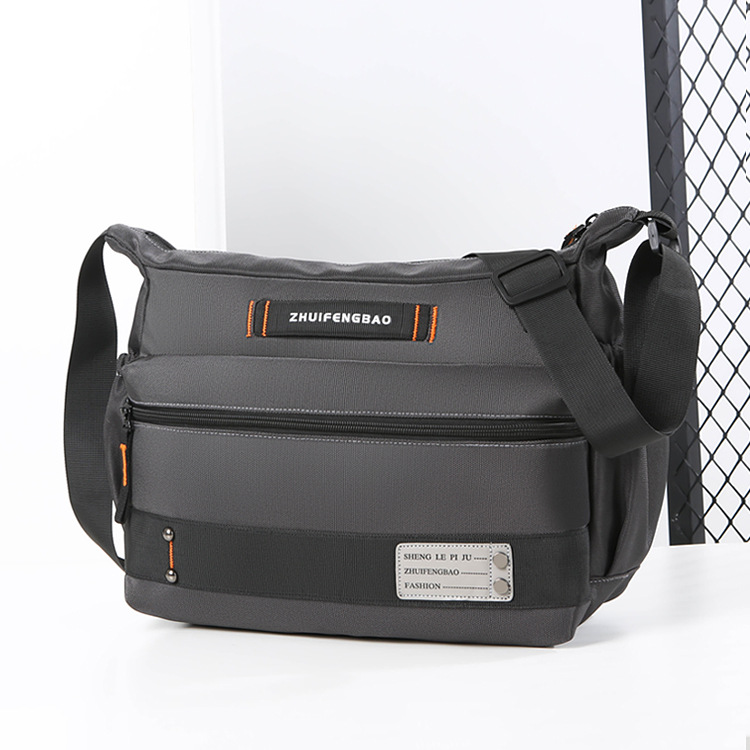 New men's bag 2025 collection: Horizontal men's bag, Oxford fabric single-shoulder crossbody bag, small crossbody bag for outdoor travel Specification drawing