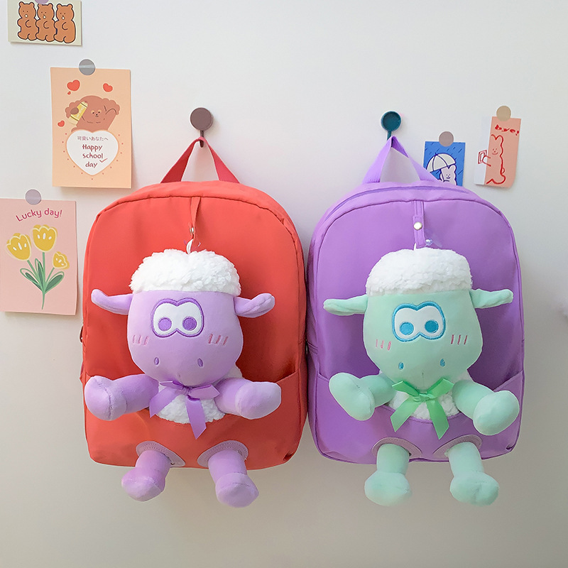 Kindergarten schoolbags, fashionable and cute kids, backpacks for middle and senior classes, cartoon little sheep, plush toys, dolls, children's backpacks Specification drawing