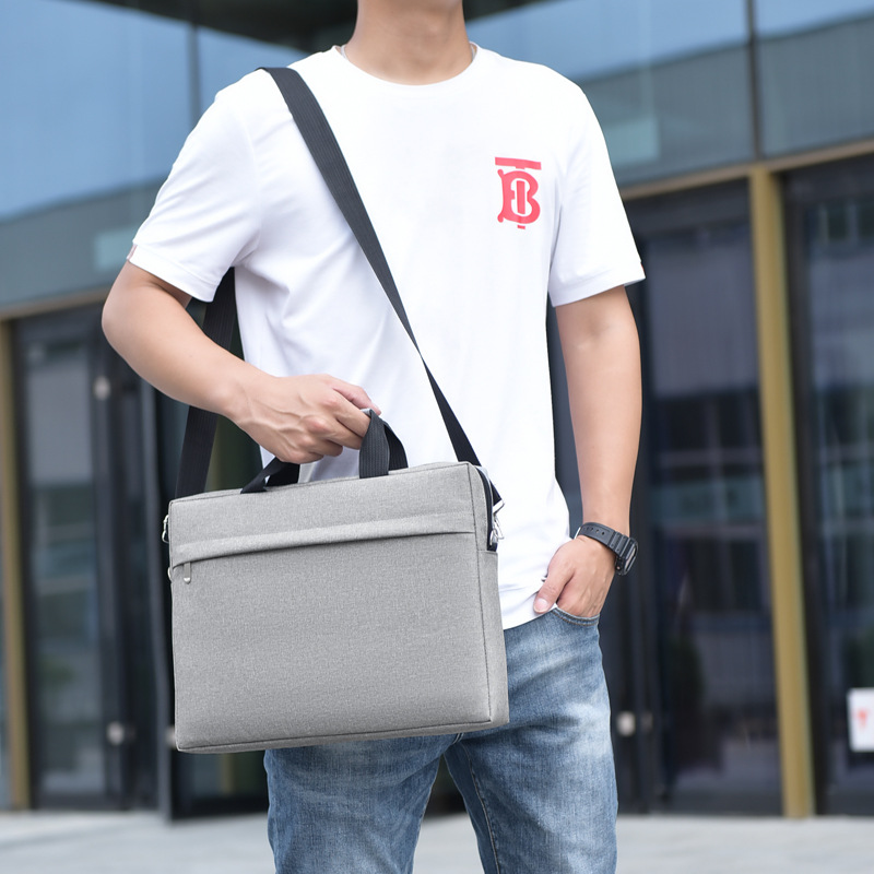 Wholesale tablet bags, 15-inch and 16-inch laptops, single-shoulder bags, computer briefcases, and business bags with logo printing details Picture