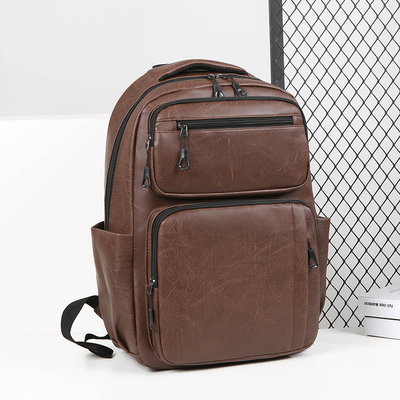 Cross-border multi-functional backpack for men, large-capacity computer backpack, outdoor short-distance commuting backpack for men Application Scenario