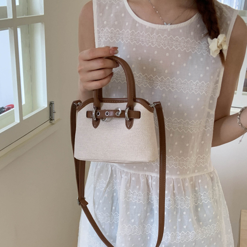 Korean-style fashionable and high-quality hand-held shell bag for women, 2025 summer trend, color-blocking and versatile commuting single-shoulder crossbody bag Specification drawing