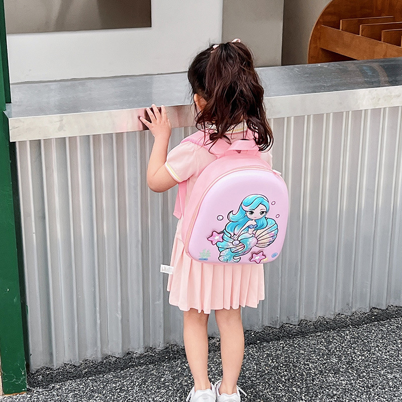 New eggshell children's kindergarten schoolbags, baby small schoolbags, boys' and girls' backpacks, cartoon casual flashing light backpacks Application Scenario