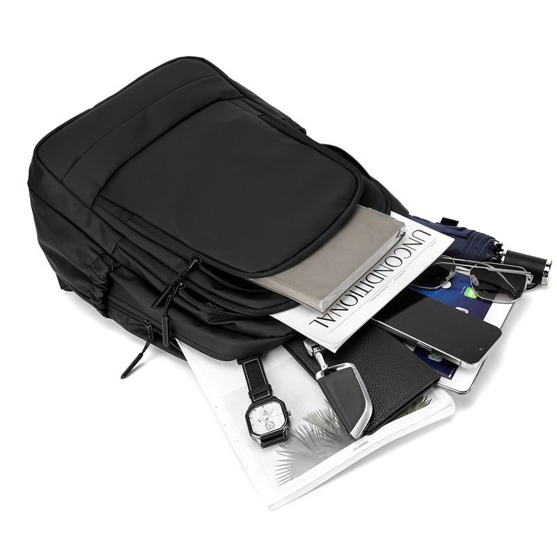 Wholesale of new men's backpacks, large-capacity business trip backpacks, business computer bags and college student schoolbags Application Scenario