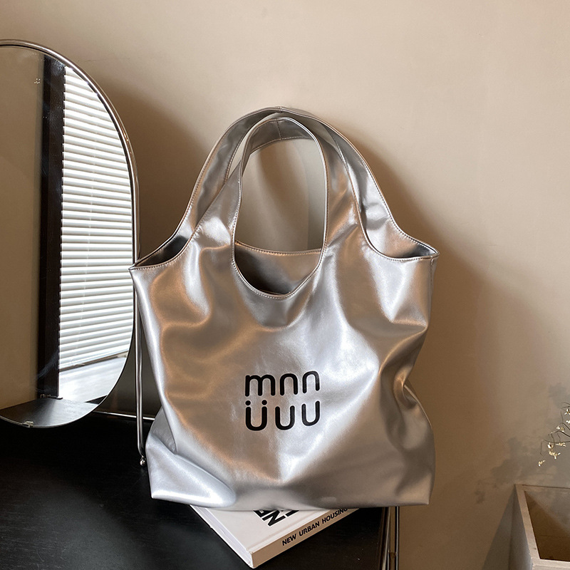 A stylish tote bag for girls, a simple and cute Korean style underarm bag, a new summer 2025 versatile single-shoulder bag details Picture