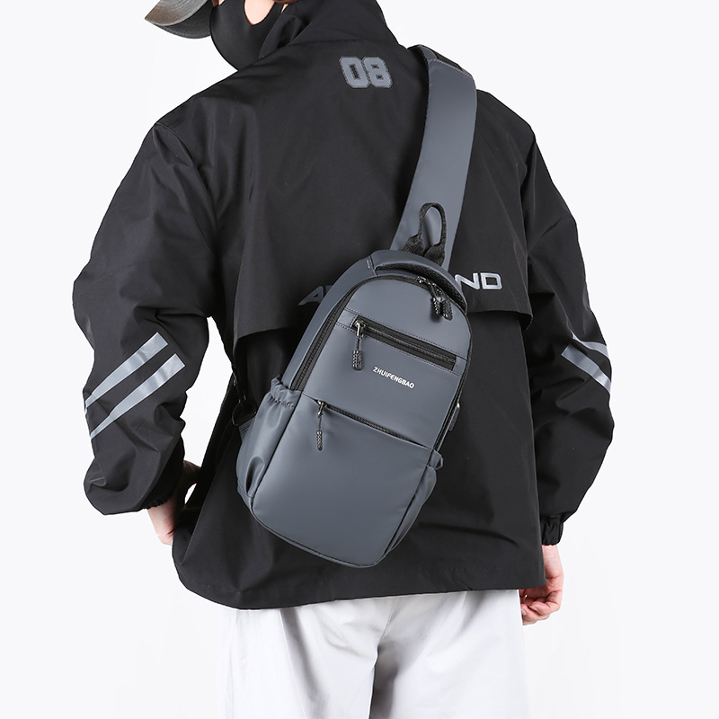Customized men's commuter chest bag, Korean-style casual large-capacity hand-held shoulder bag, business travel cycling crossbody bag details Picture