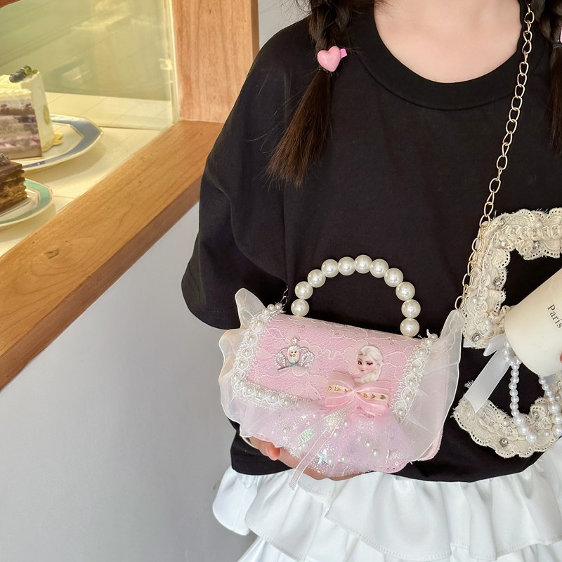 New children's bags, fashionable pearl handbags, girls' flower single-shoulder bags, trendy chain crossbody bags and backpacks Application Scenario