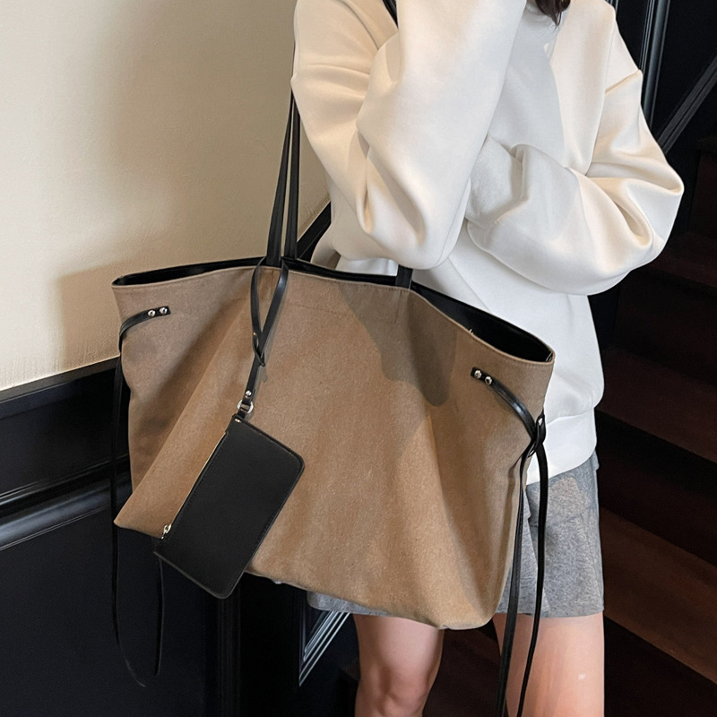 Niche design large-capacity tote bag 2025 new simple and versatile shopping bag, laid-back style canvas underarm bag details Picture