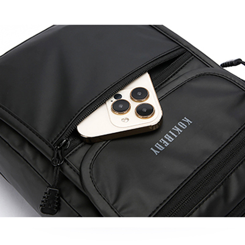 The new 2024 casual crossbody bag, small square bag, fashionable men's bag, trendy large-capacity water-resistant men's bag details Picture